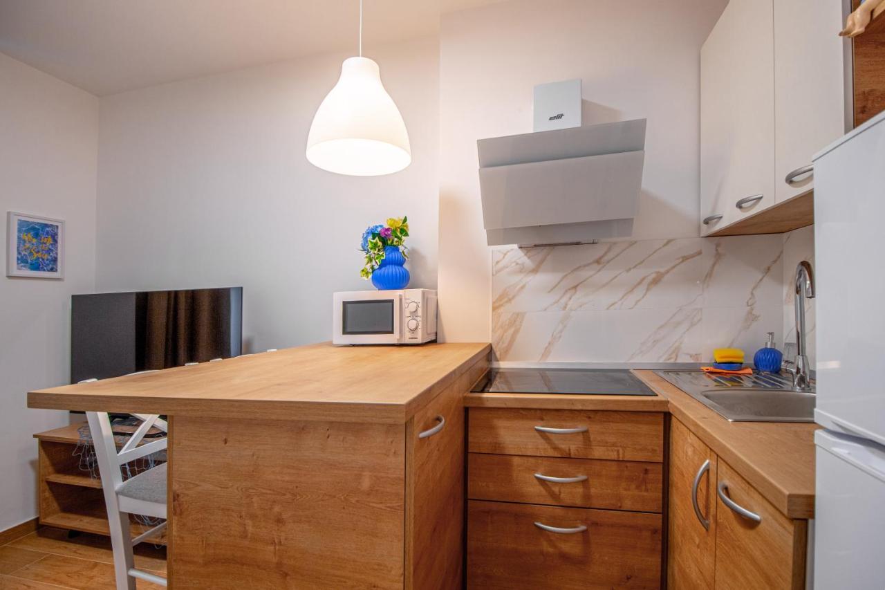 Apartments Euphoria East ริเยกา ภายนอก รูปภาพ